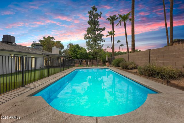 5902 E CORRINE Drive, Scottsdale, AZ 85254