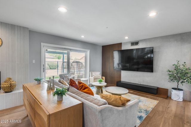 5902 E CORRINE Drive, Scottsdale, AZ 85254