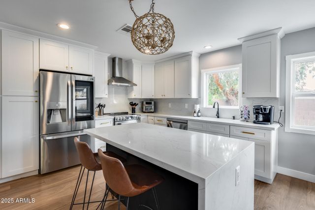 5902 E CORRINE Drive, Scottsdale, AZ 85254