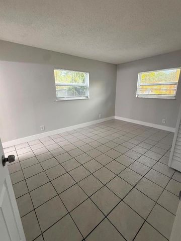 313 SW 1ST Court L-3, Pompano Beach, FL 33060