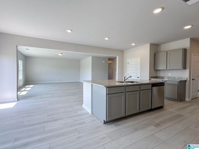 9360 BRUNSWICK AVENUE, Kimberly, AL 35091