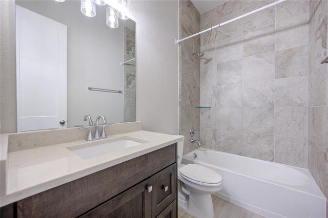 29607 Sterling Knoll Drive, Fulshear, TX 77441