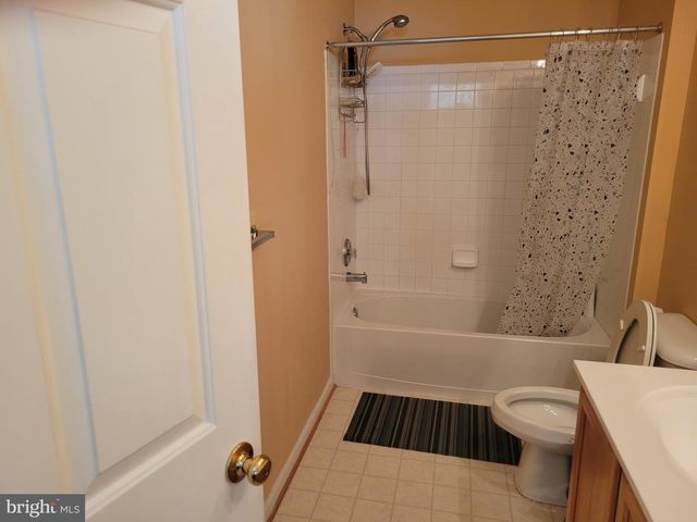 17510 MAGMA CT, Hagerstown, MD 21740