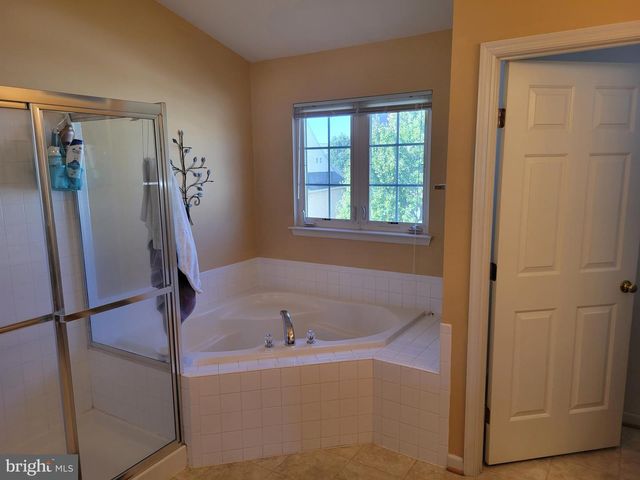 17510 MAGMA CT, Hagerstown, MD 21740