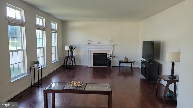 17510 MAGMA CT, Hagerstown, MD 21740