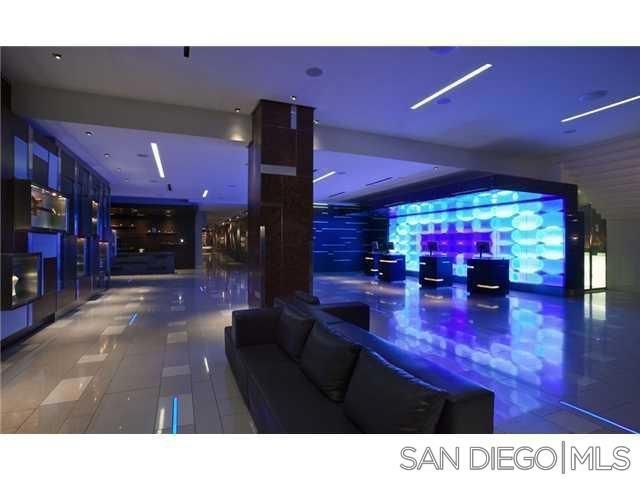 207 5Th Ave 701, San Diego, CA 92101