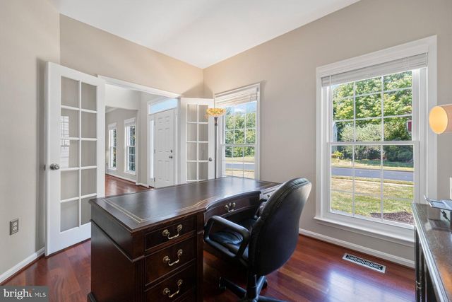6 MONARCH CT, Stafford, VA 22554