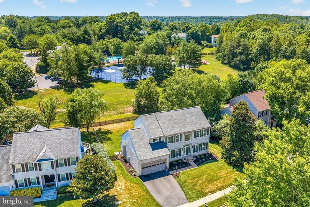 6 MONARCH CT, Stafford, VA 22554