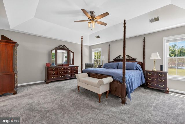 6 MONARCH CT, Stafford, VA 22554