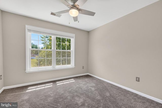 6 MONARCH CT, Stafford, VA 22554