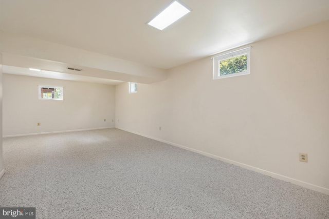 6 MONARCH CT, Stafford, VA 22554
