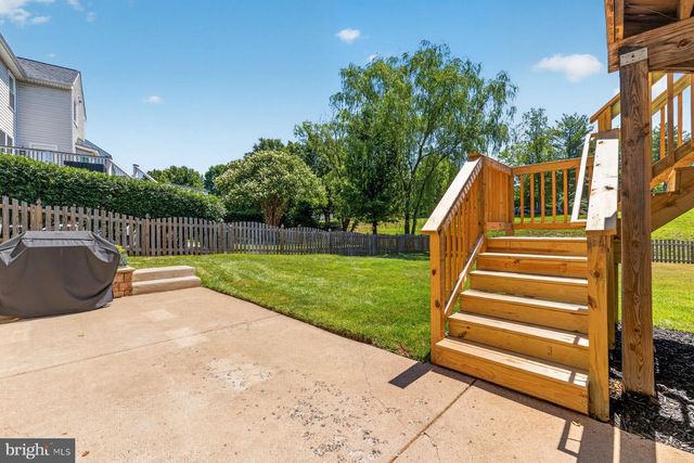 6 MONARCH CT, Stafford, VA 22554
