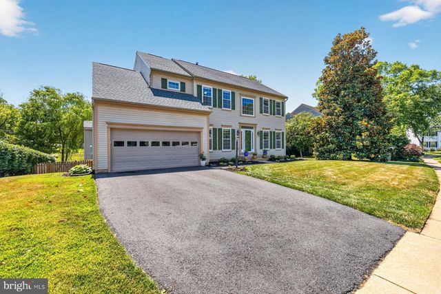 6 MONARCH CT, Stafford, VA 22554