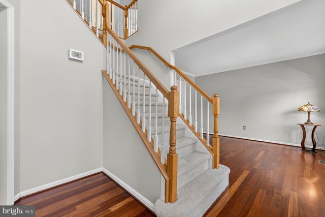 6 MONARCH CT, Stafford, VA 22554