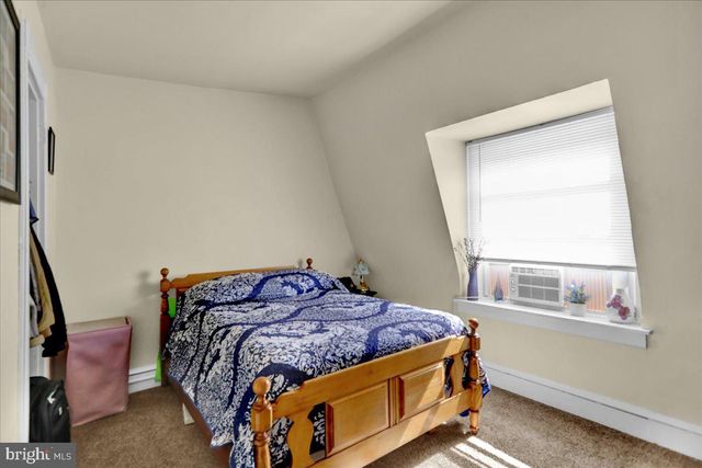 1110 N FRONT ST, Reading, PA 19601