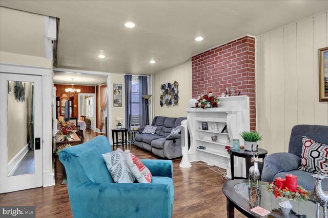 1110 N FRONT ST, Reading, PA 19601