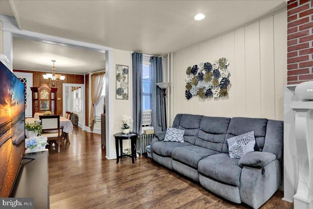 1110 N FRONT ST, Reading, PA 19601