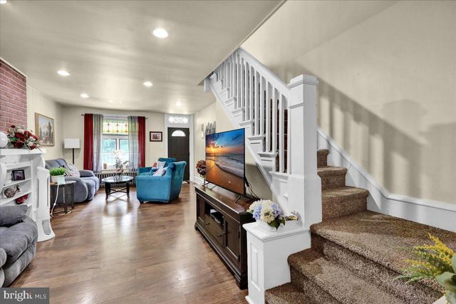 1110 N FRONT ST, Reading, PA 19601