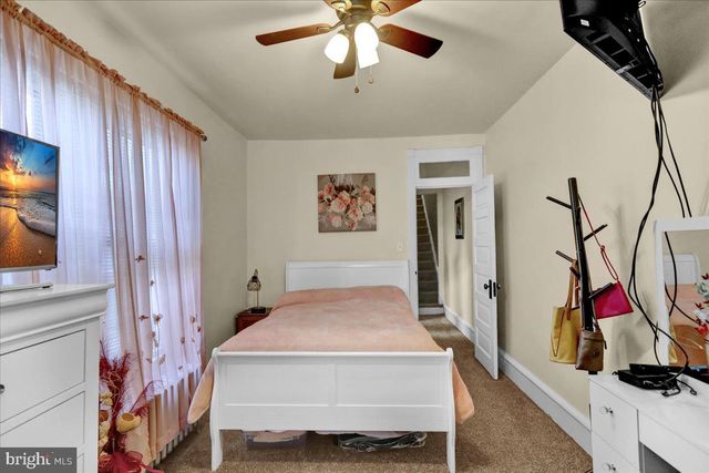 1110 N FRONT ST, Reading, PA 19601