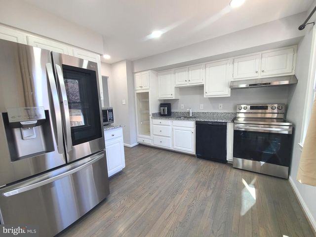 12513 COLBY DR, Woodbridge, VA 22192