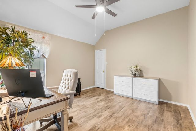 2876 Morning Pond Lane, Dickinson, TX 77539