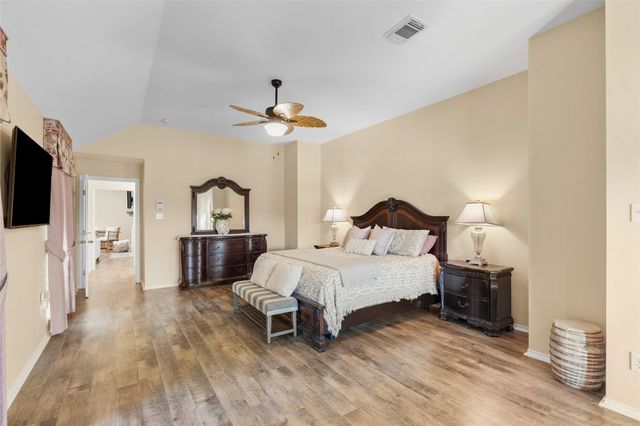 2876 Morning Pond Lane, Dickinson, TX 77539