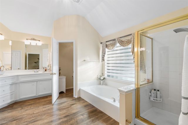 2876 Morning Pond Lane, Dickinson, TX 77539