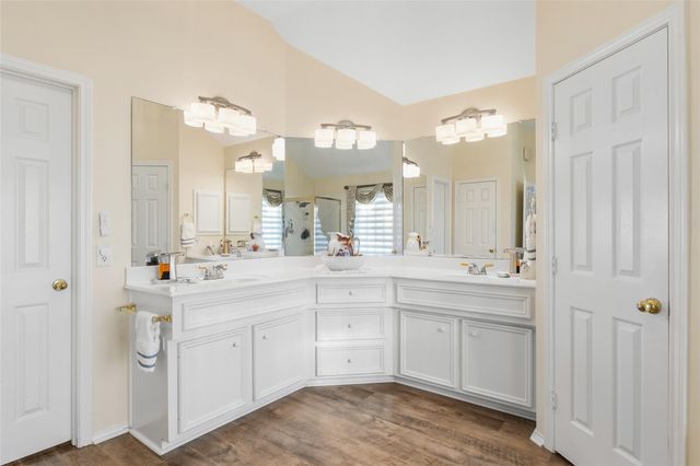2876 Morning Pond Lane, Dickinson, TX 77539