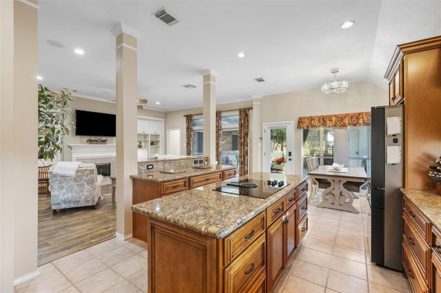 2876 Morning Pond Lane, Dickinson, TX 77539