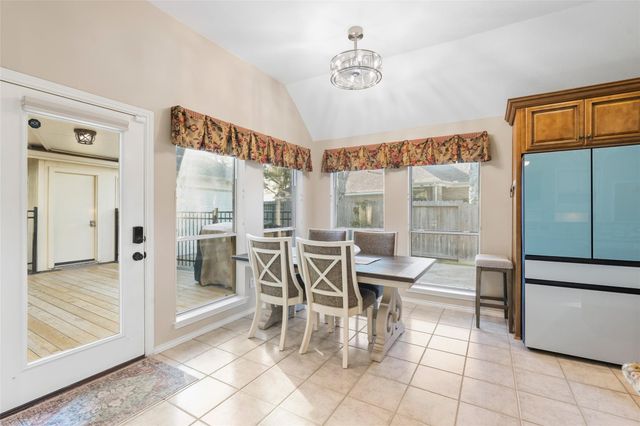 2876 Morning Pond Lane, Dickinson, TX 77539