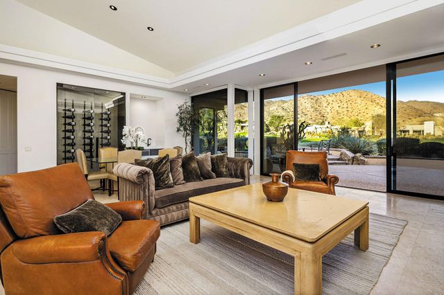 137 Metate Place, Palm Desert, CA 92260