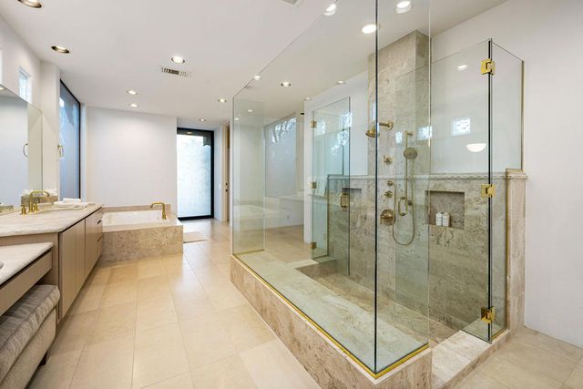 137 Metate Place, Palm Desert, CA 92260