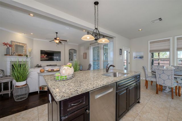 4405 Toddington Lane, College Station, TX 77845