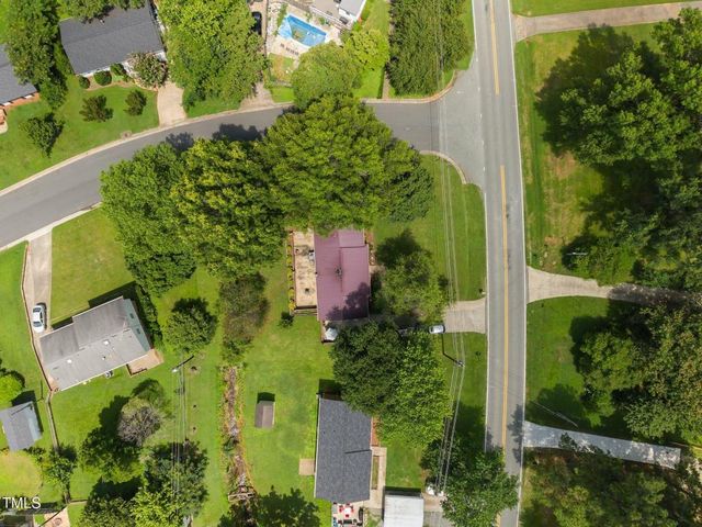 516 Ivey Road, Graham, NC 27253