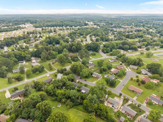 516 Ivey Road, Graham, NC 27253