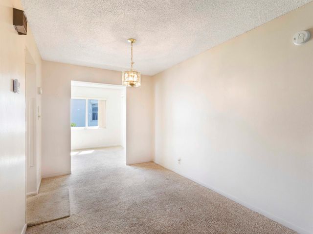 625 SW 21st Circle, Boynton Beach, FL 33426