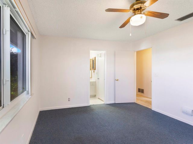 625 SW 21st Circle, Boynton Beach, FL 33426