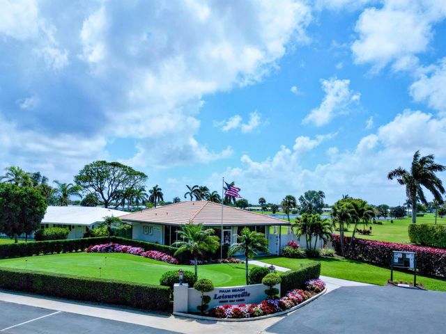 625 SW 21st Circle, Boynton Beach, FL 33426