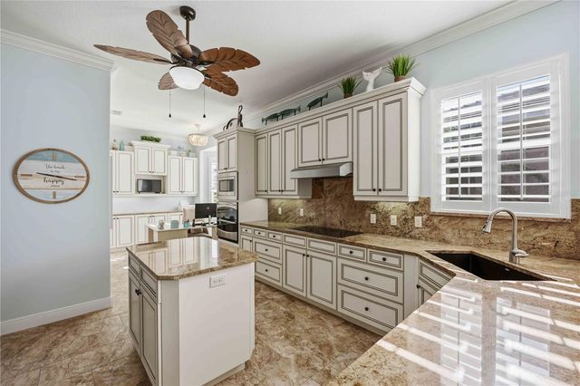 11045 BARNSLEY DRIVE, Venice, FL 34293