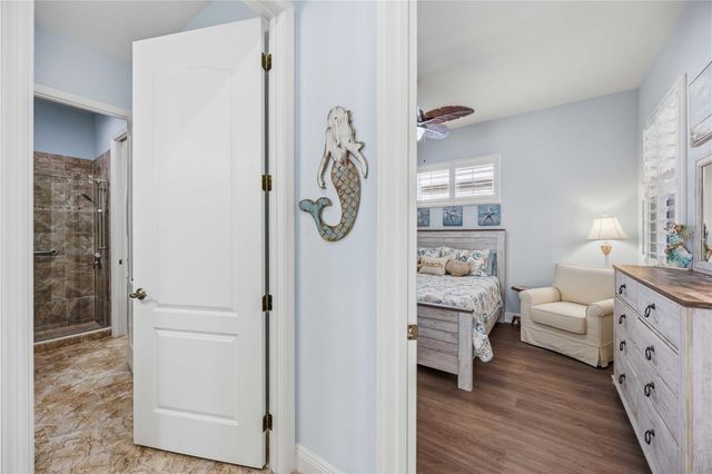 11045 BARNSLEY DRIVE, Venice, FL 34293