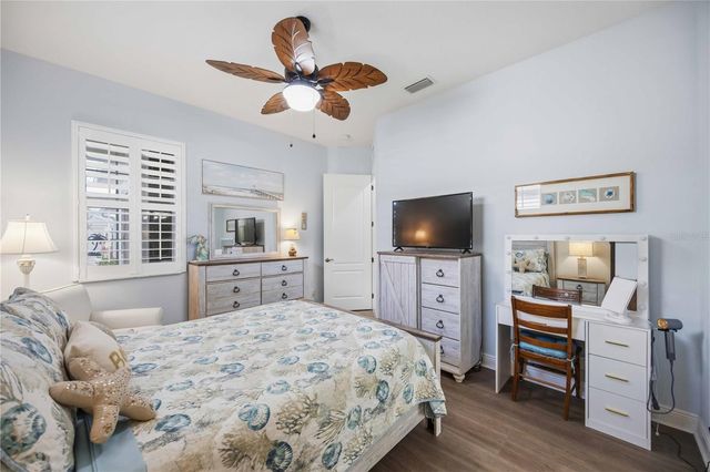 11045 BARNSLEY DRIVE, Venice, FL 34293