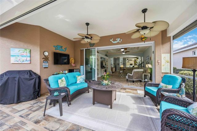 11045 BARNSLEY DRIVE, Venice, FL 34293