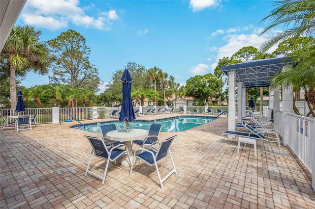 11045 BARNSLEY DRIVE, Venice, FL 34293