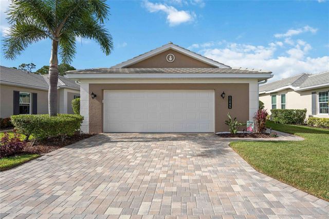 11045 BARNSLEY DRIVE, Venice, FL 34293