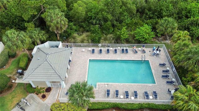 11045 BARNSLEY DRIVE, Venice, FL 34293