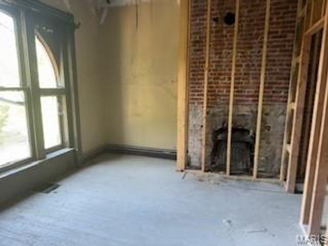 2906 Park Avenue, St Louis, MO 63104