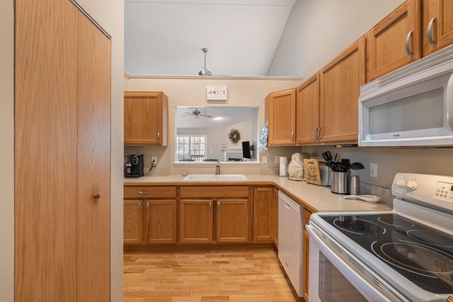 11104 Strathmore Court, Grand Blanc, MI 48439