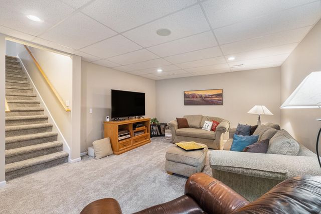 11104 Strathmore Court, Grand Blanc, MI 48439