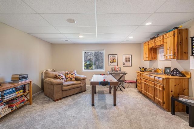 11104 Strathmore Court, Grand Blanc, MI 48439