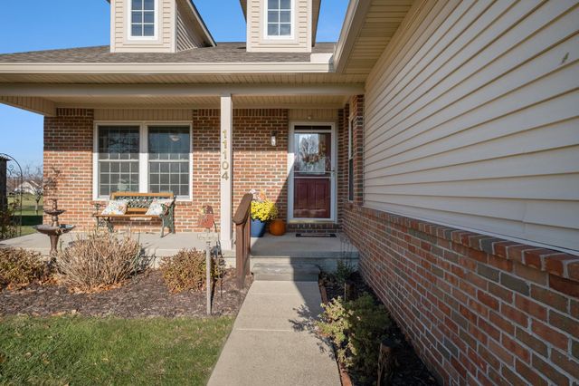 11104 Strathmore Court, Grand Blanc, MI 48439
